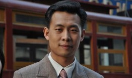 张译领奖爆料视频,独家爆料视频带你走进获奖瞬间